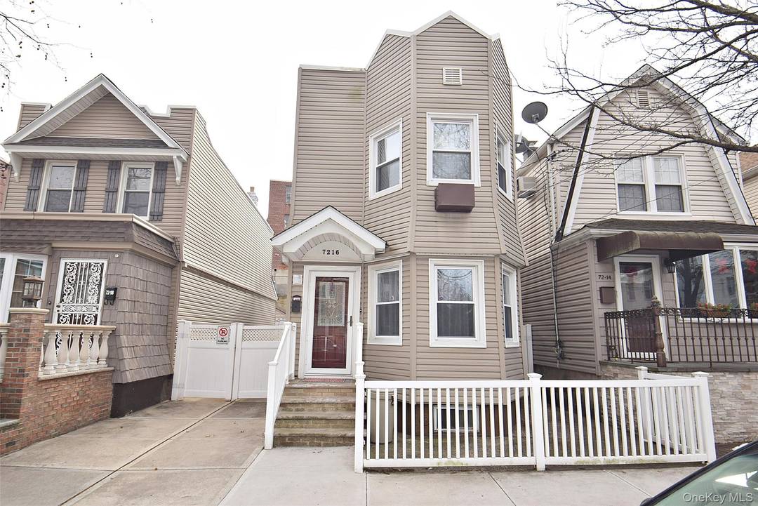 Welcome to 7216 66th Drive, Middle Village, Queens a rare opportunity to own a fully detached one family home on a quiet, residential block.
