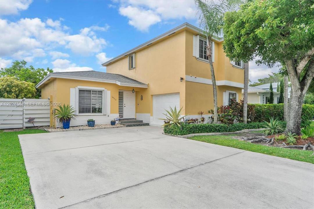 Charming 2 story, 3 bedroom, 2.