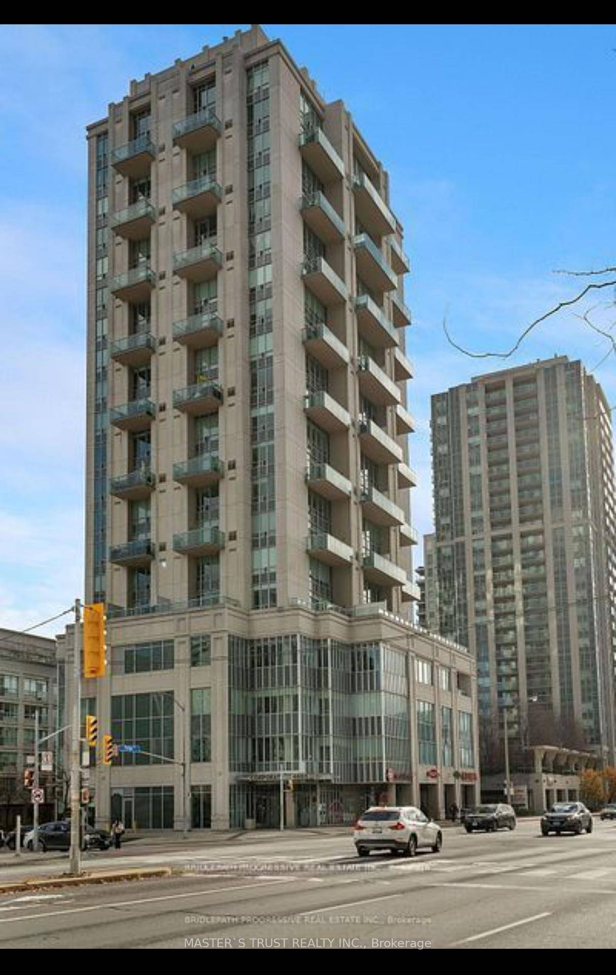 North York Willowdale area easy access to 401 highway TTC subway shopping Big LOFT LOFT with walk out balcony Parking and Locker included.