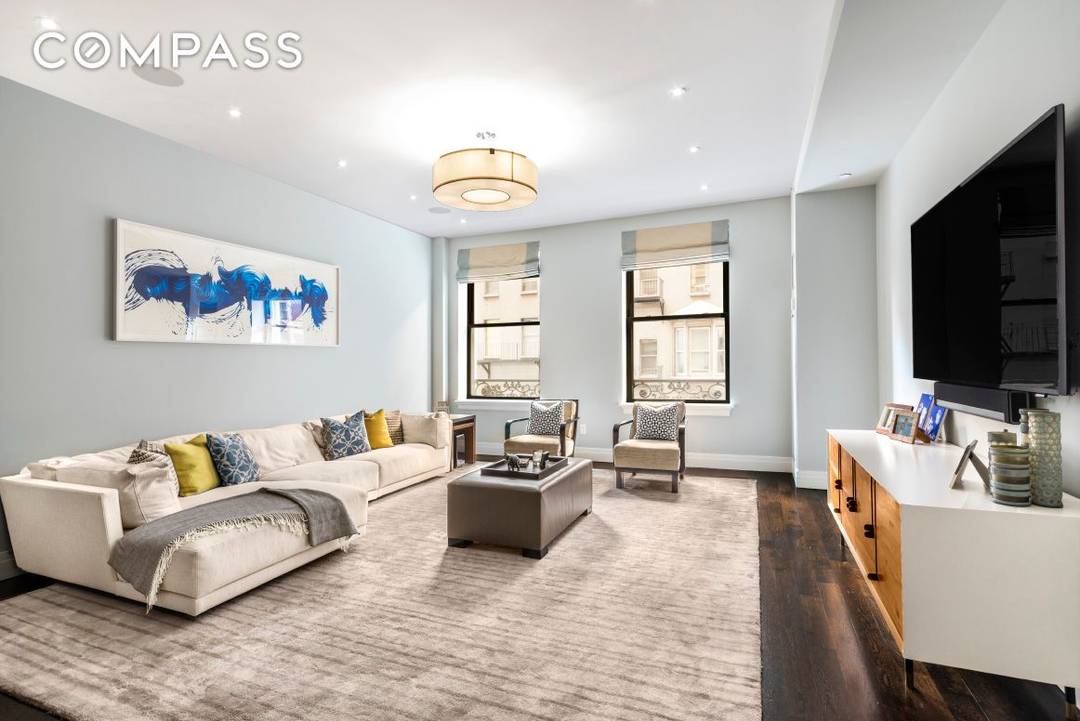 Prime Nomad Madison Square Park 3br 3ba den luxury loft.