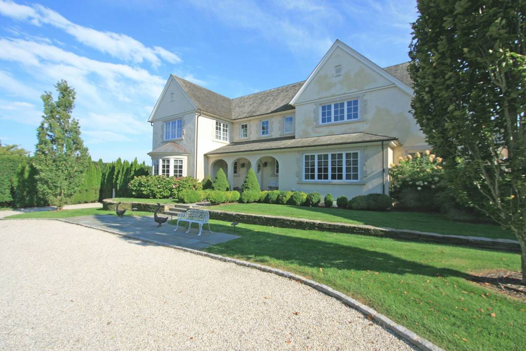 Hear the Ocean - 6 Bedrooms, 6.5 Baths - Pool and spa