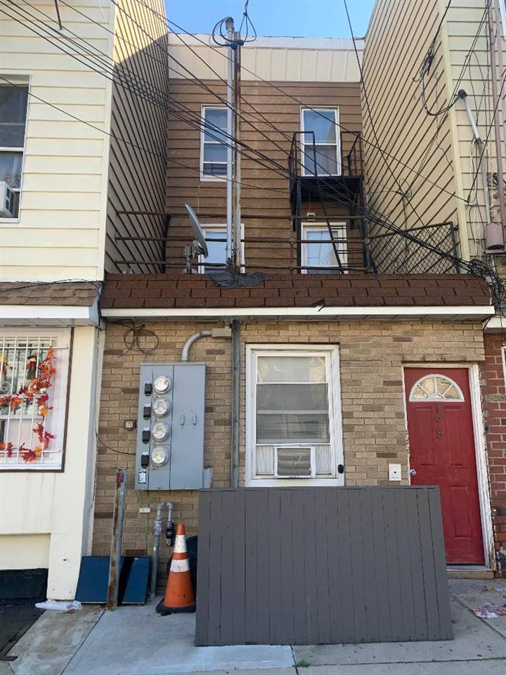 16 1/2 WALLIS AVE Multi-Family New Jersey