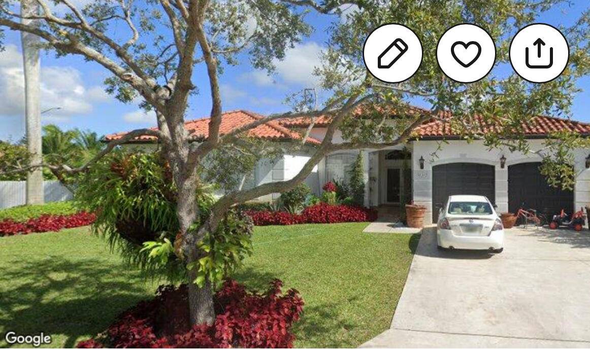 Beautiful corner lot home in a very desirable neighborhood, tile floors throughout, granite countertops, relaxing patio area with lanai patio, great school, close to everything.