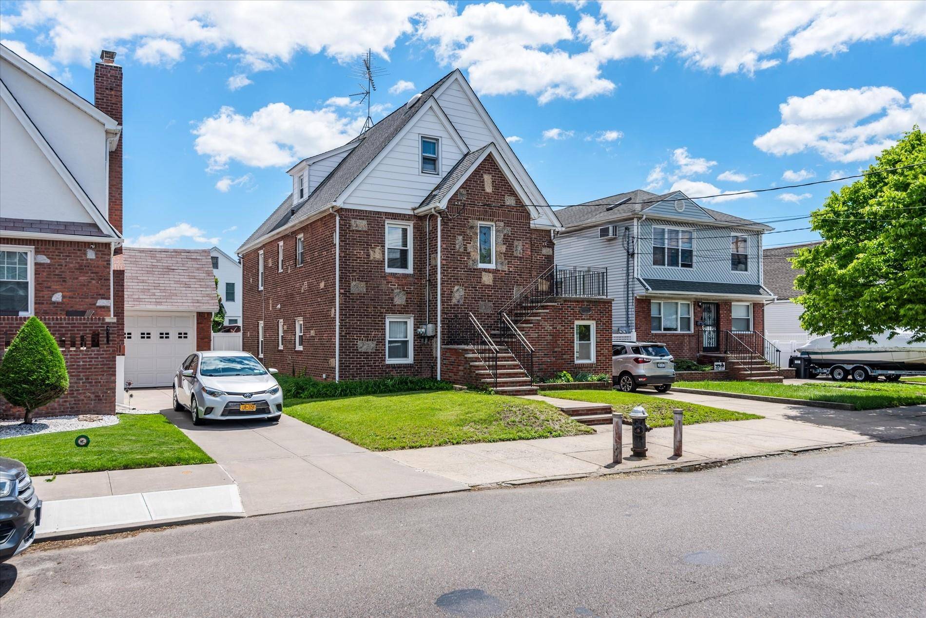 Don t miss an incredible opportunity to own a versatile 2 family home situated on a generous 40x100 lot in the heart of Howard Beach !