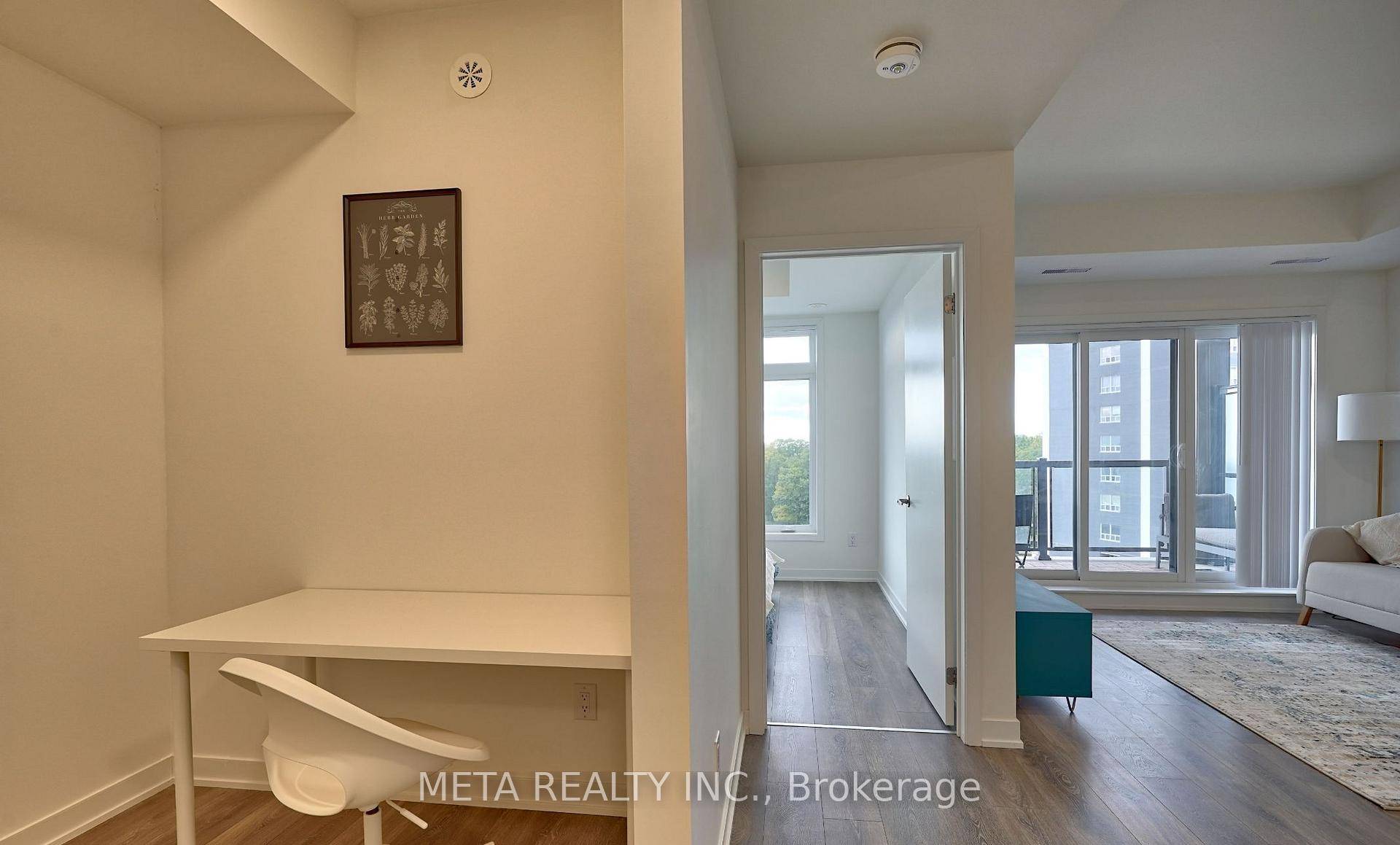 Live comfortably in this bright and airy 1 bedroom Den condo in Beechborough Greenbrook.