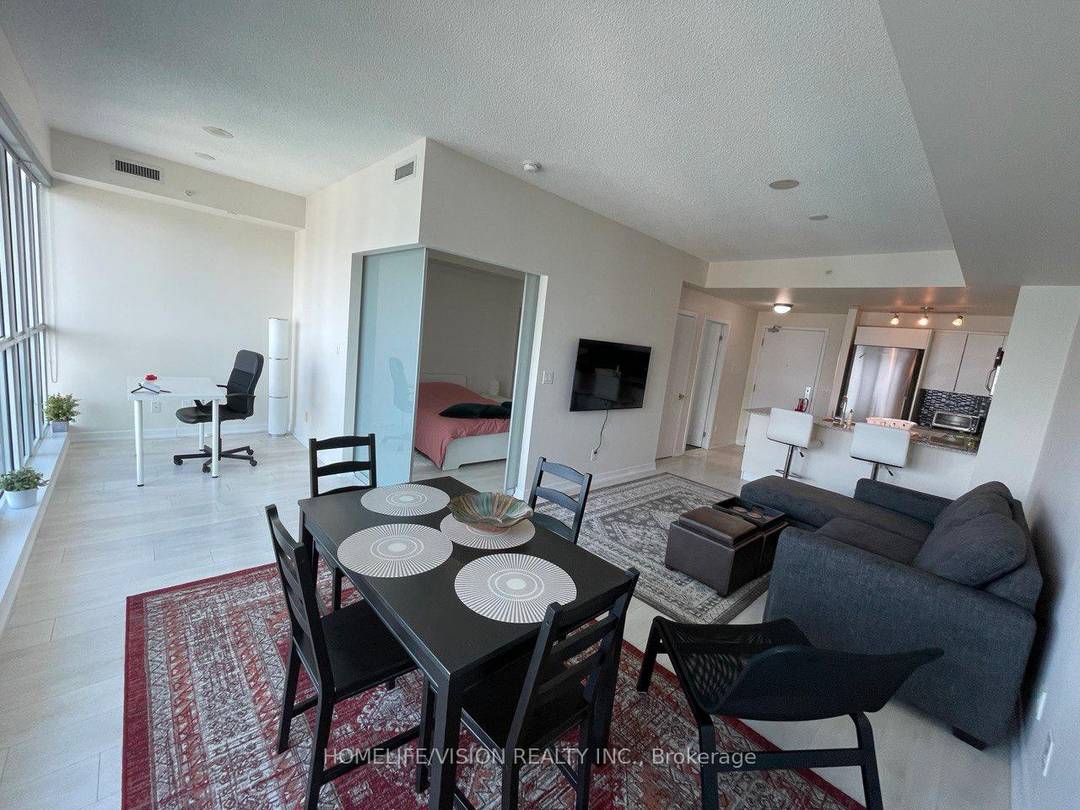 Fully furnished, short term lease.