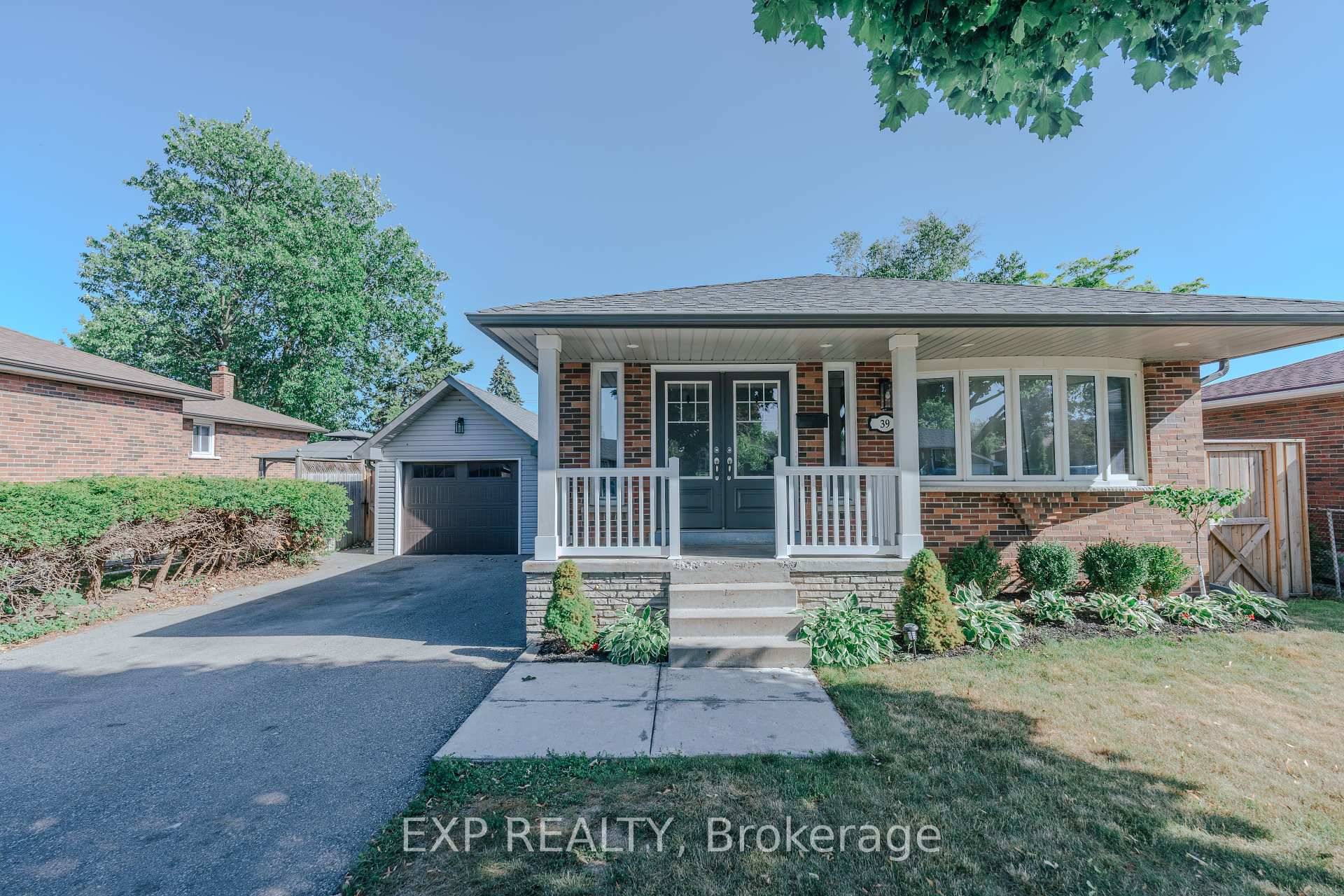 Welcome to 39 Senece Avenue a charming and fully renovated brick bungalow available for lease in a quiet, family friendly neighbourhood of Oshawa.