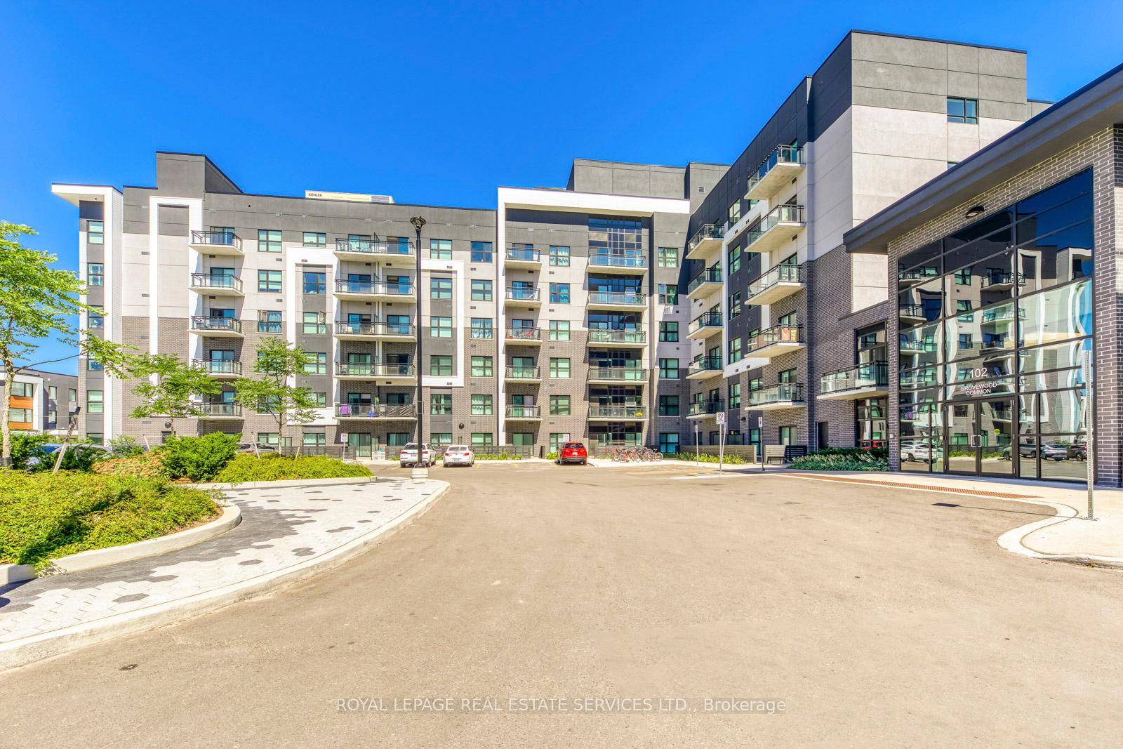 Looking for a stylish and conveniently located rental in North Oakville's new vibrant community ?