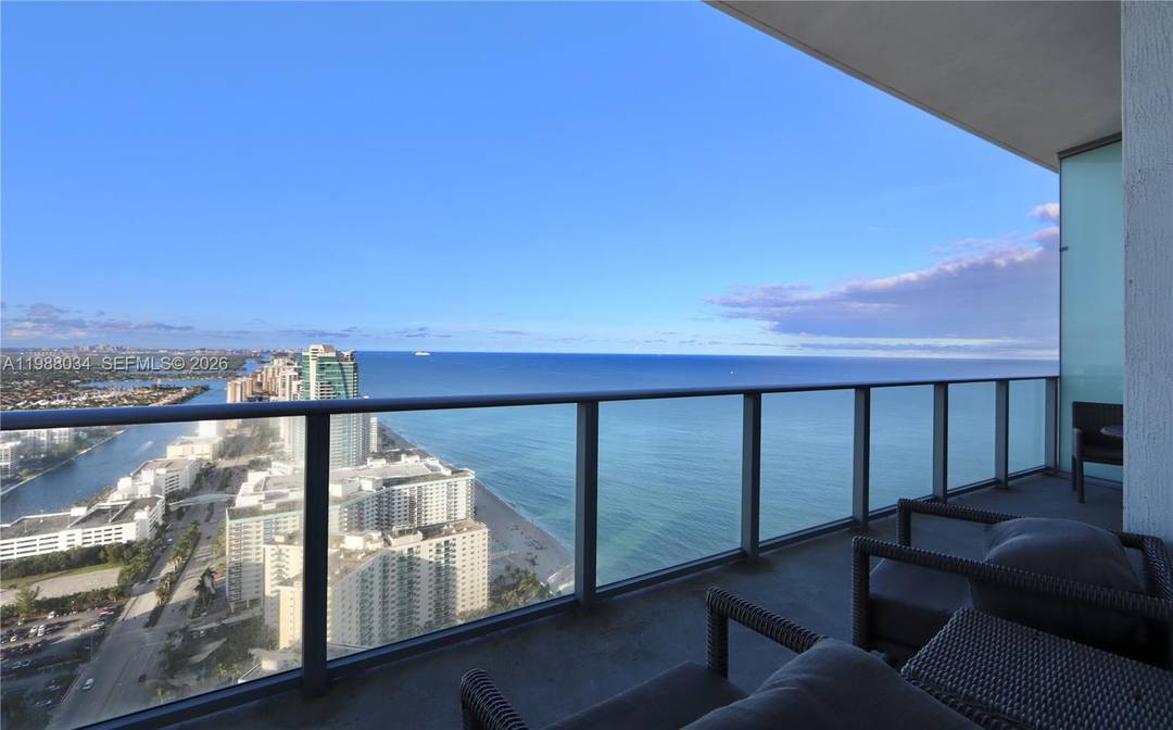 EXPERIENCE BREATHTAKING, UNOBSTRUCTED DIRECT OCEAN VIEWS FROM THIS STUNNING HIGH RISE CONDO ON PRESTIGIOUS HOLLYWOOD BEACH !