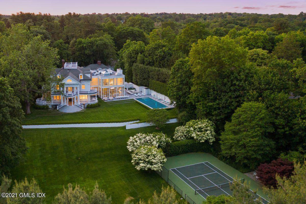 Welcome to this Allan Greenberg and Victoria Hagan Collaboration A perfected blend of the completely renovated original Victorian combined with a show stopping 21st Century steel and glass addition, equals ...