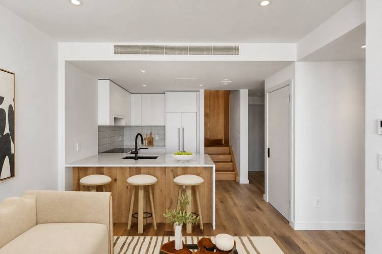 PRIVATE TERRACE BALCONY 339 SF OF PRIVATE OUTDOOR SPACEResidence 4B at 74 Diamond is a sun filled 2 bedroom, 2 bath duplex offering 923 interior square feet plus 339 square ...