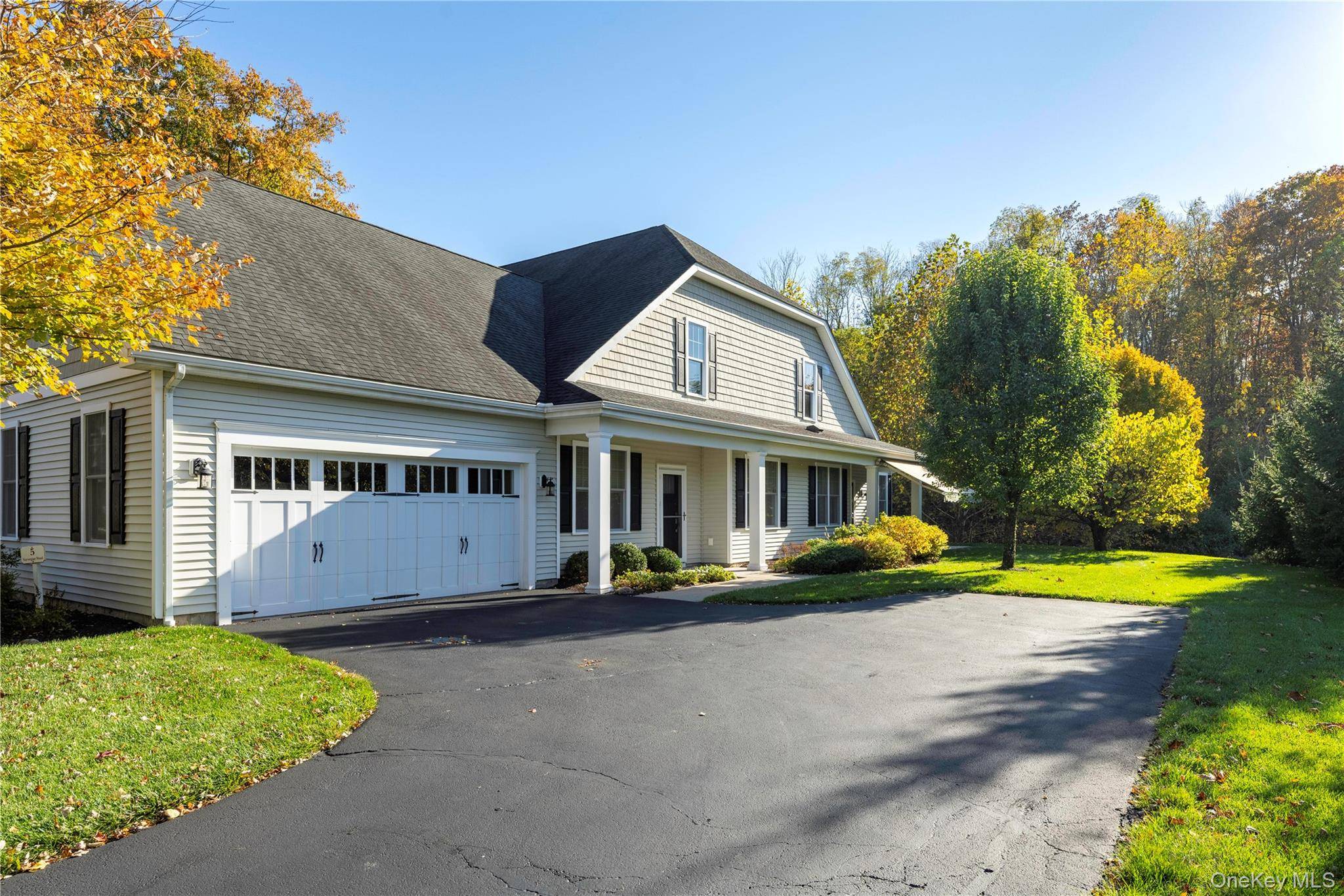 Located in Glassbury Court in Cold Spring, NY, this home offers the ease of one level living in one of the community s premier locations a quiet cul de sac ...