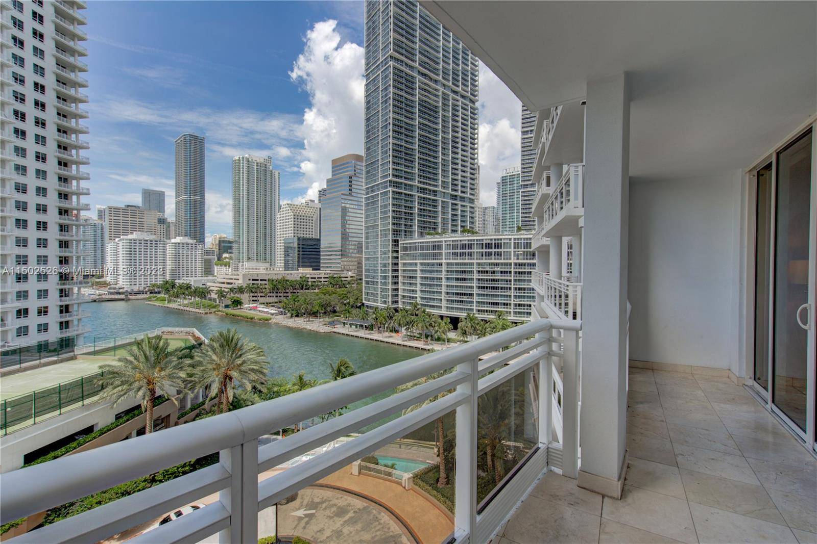 Beautiful large 1 bedroom unit in the desired Carbonell condo with gorgeous water and city views.