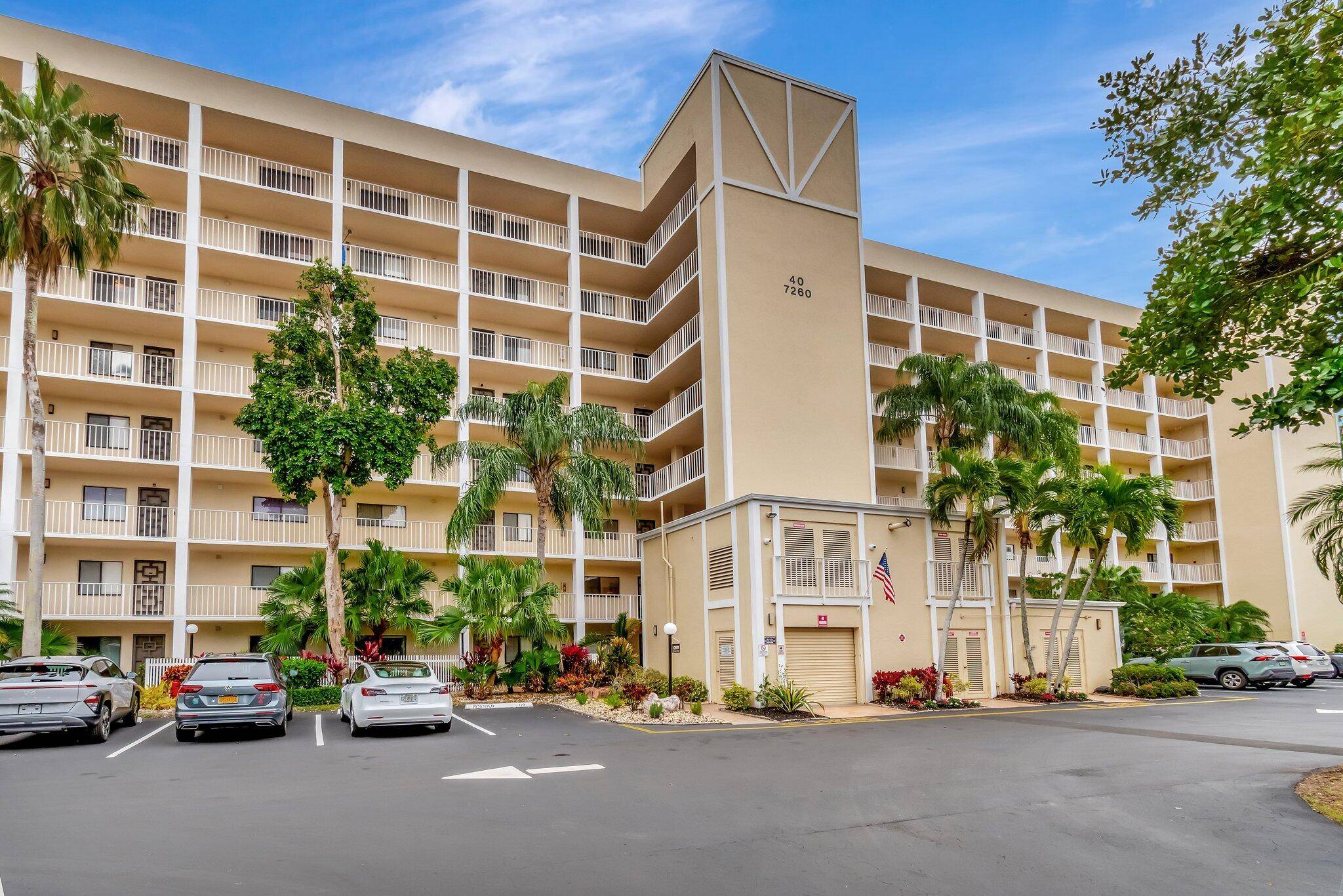 Huntington Lakes 55 community !