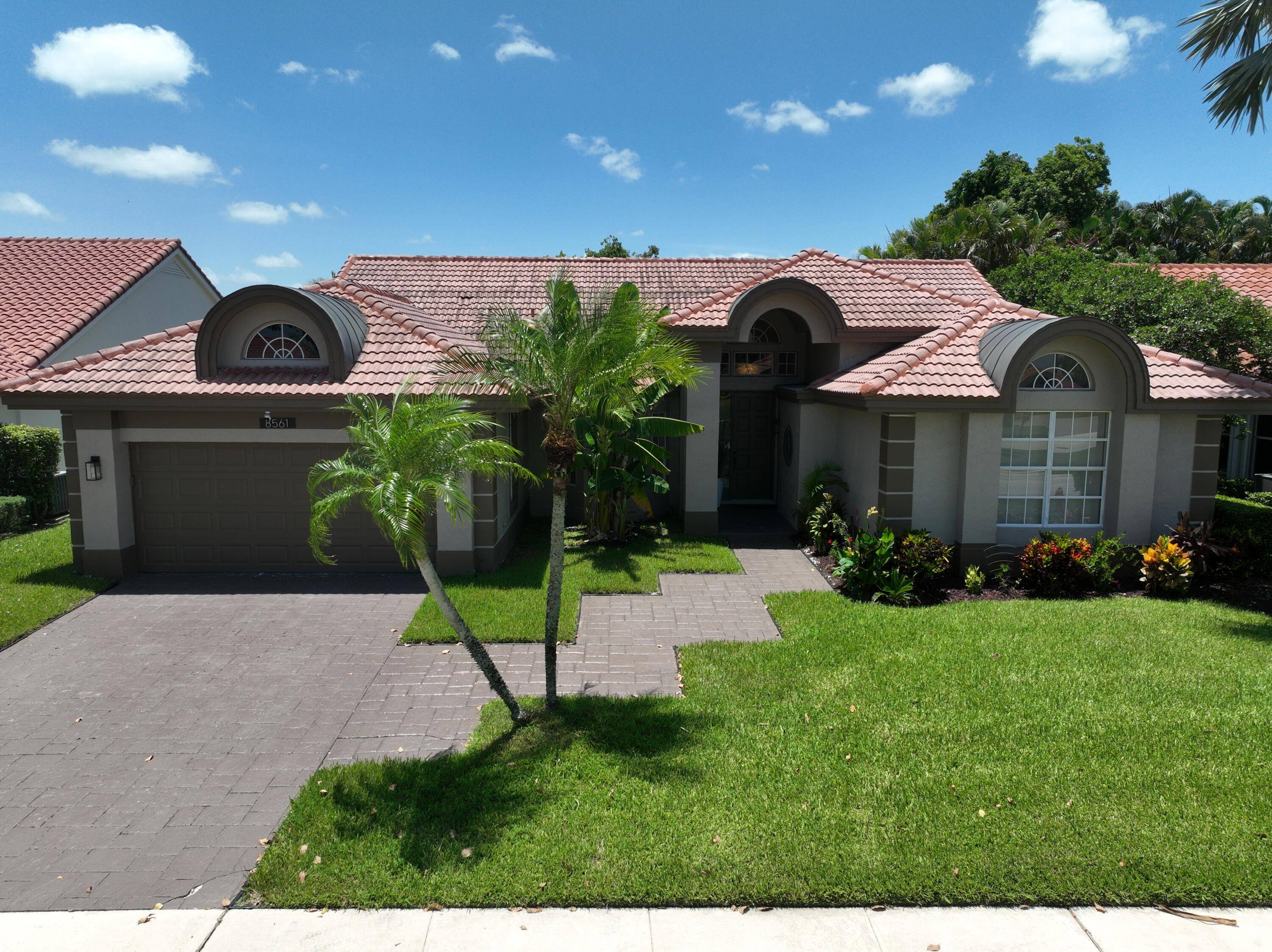 Experience South Florida living at its finest in this fully remodeled 3 bedroom, 3 bath home, with 24 hour gated guarded security, in the prestigious, resort style Aberdeen Golf Country ...