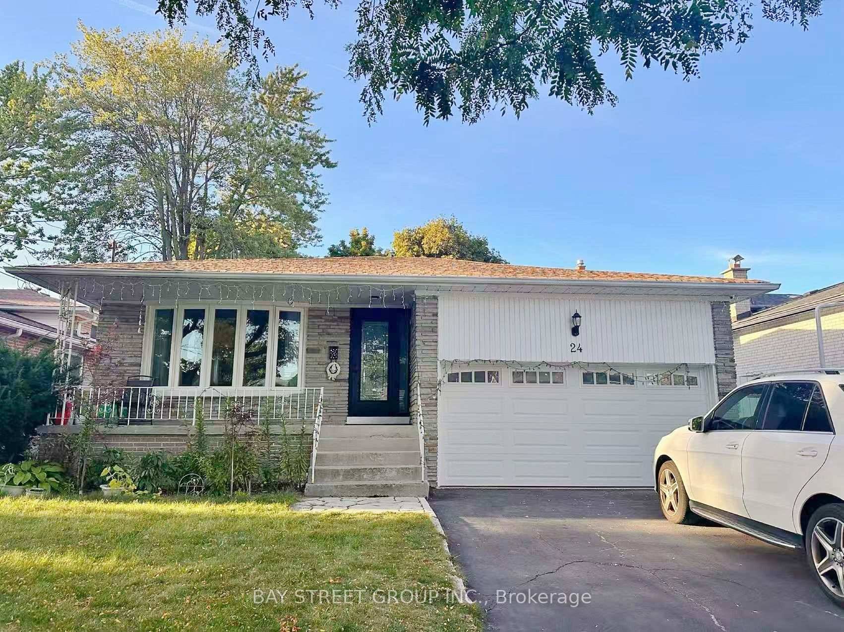 Welcome to 24 Wyvern Rd, a spacious backsplit detached home in a quiet, family friendly neighbourhood.