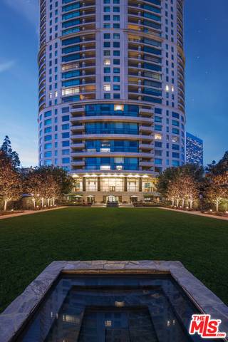 1  W Century Dr LA