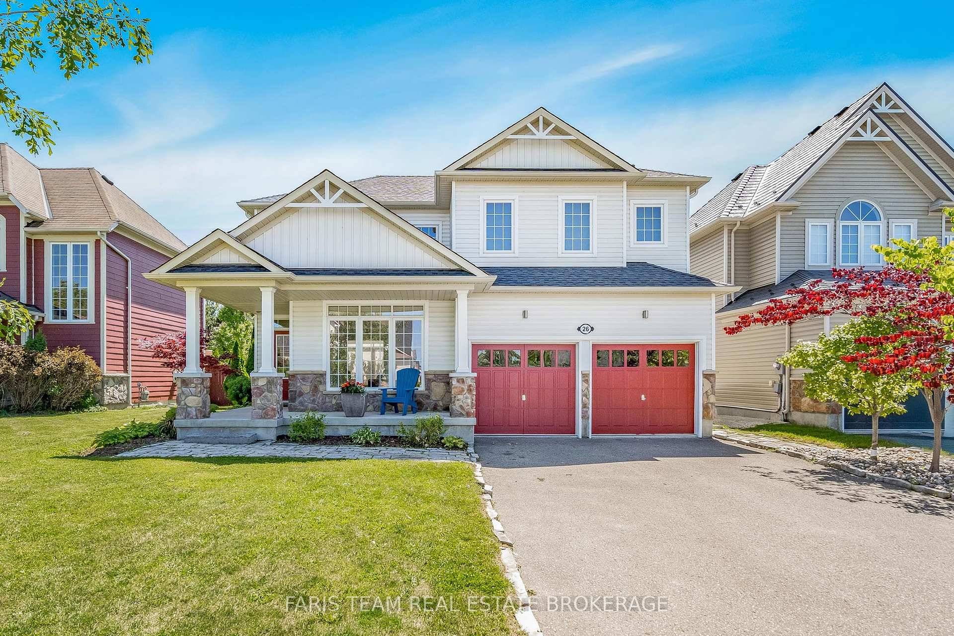 Top 5 Reasons You Will Love This Home 1 Welcome to this 'Cameron Model' by Eden Oaks, settled in a prime location steps away from Georgian Bay, Sunset Point Park, ...