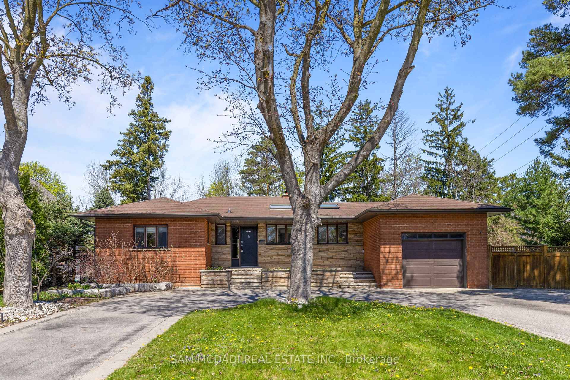 This Exceptional Estate Exemplifies Refined Sophistication, Presenting A Stunning Custom Renored Bungalow Located In A Peaceful Cul De Sac Within The Prestigious Lorne Park Area, Offering Unparalleled Seclusion And Calm, ...