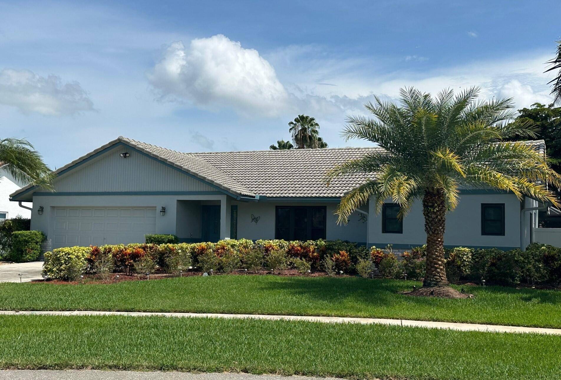 Quaint home in the desirable Estates of Boca Lyons seeking a new family !