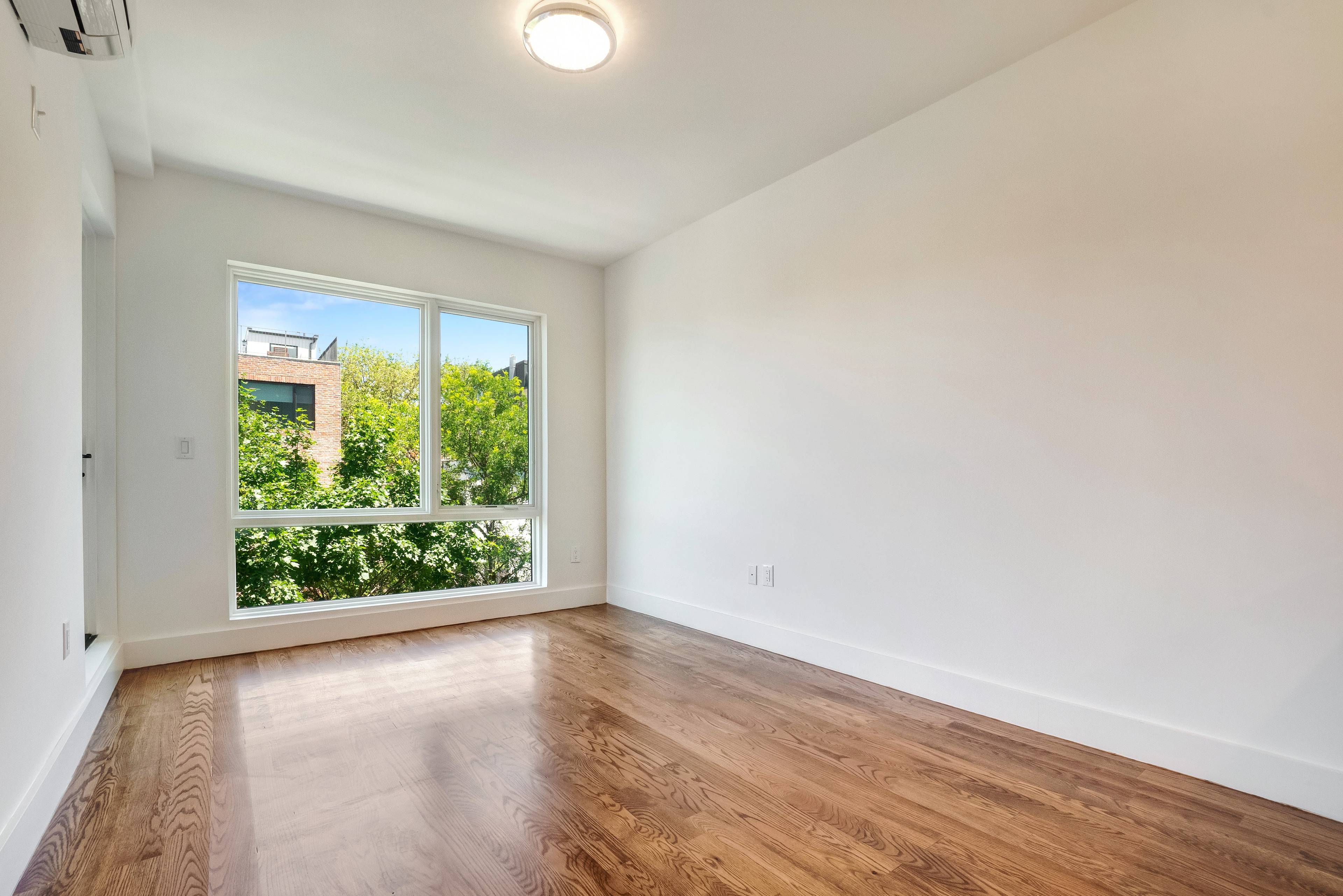 Welcome to this fabulous 1 bedroom, 1 bathroom apartment featuring a balcony and in unit washer and dryer.
