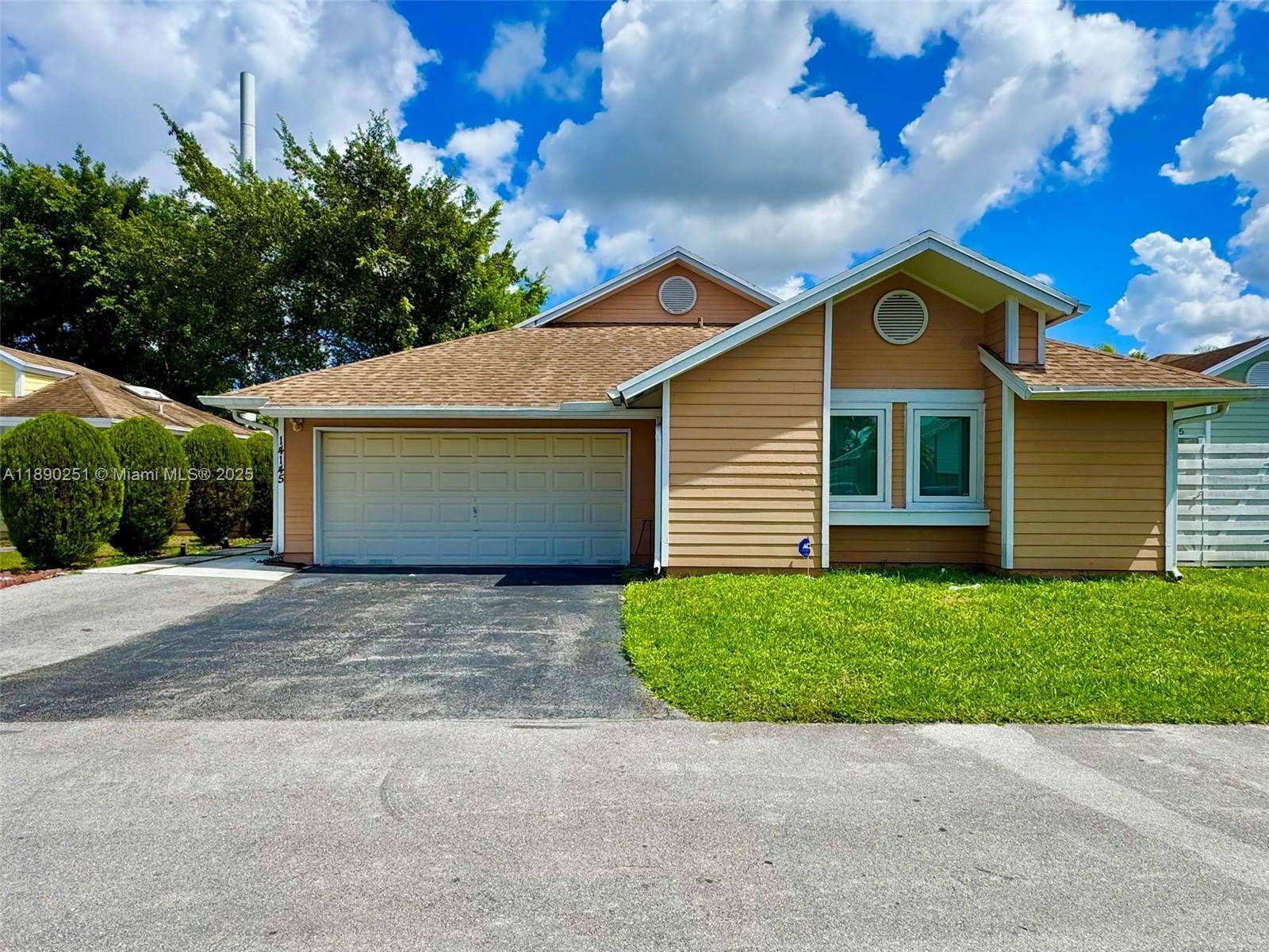 Beautiful upgraded home in the desirable Royal Glen community, heart of Kendall.