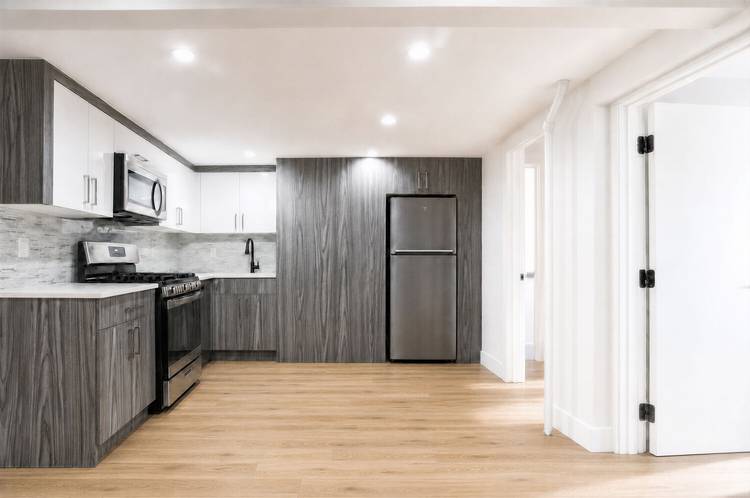 Available immediately ! Renovated 3 Bedroom duplex with a completely redone private garden on the Gowanus Park Slope border.
