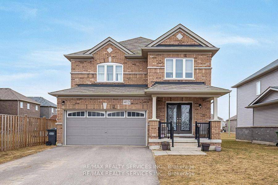 EXTRA DEEP LOT ! ! ! Don't Miss Out On This Incredible Opportunity In The Neighborhood !