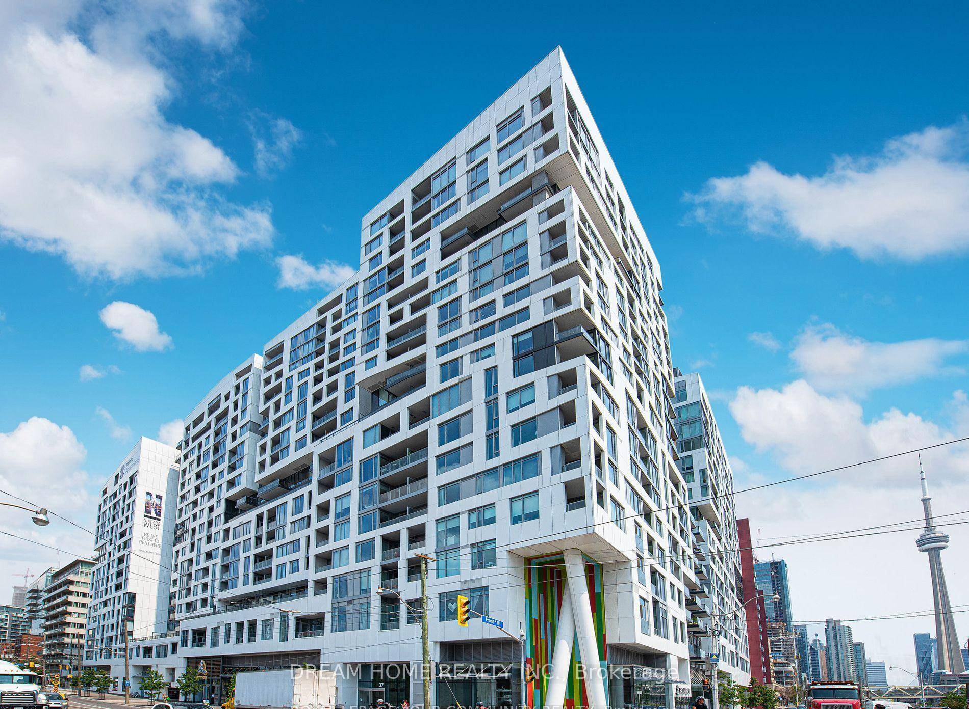 Elegantly Designed New Condo at King West.