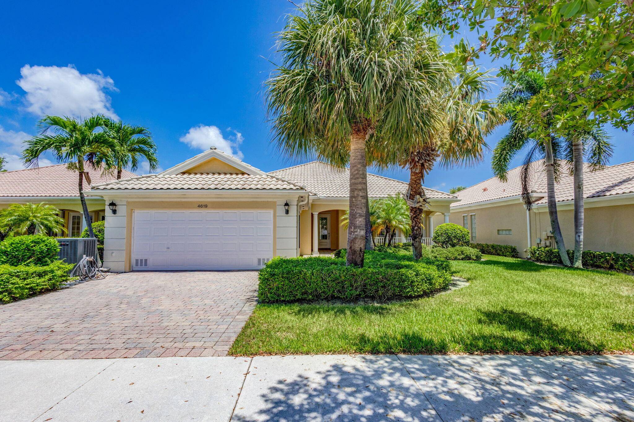 Spacious 4 bedroom, 3 bathroom, single story pool home centrally located in the gated community of Magnolia Bay.