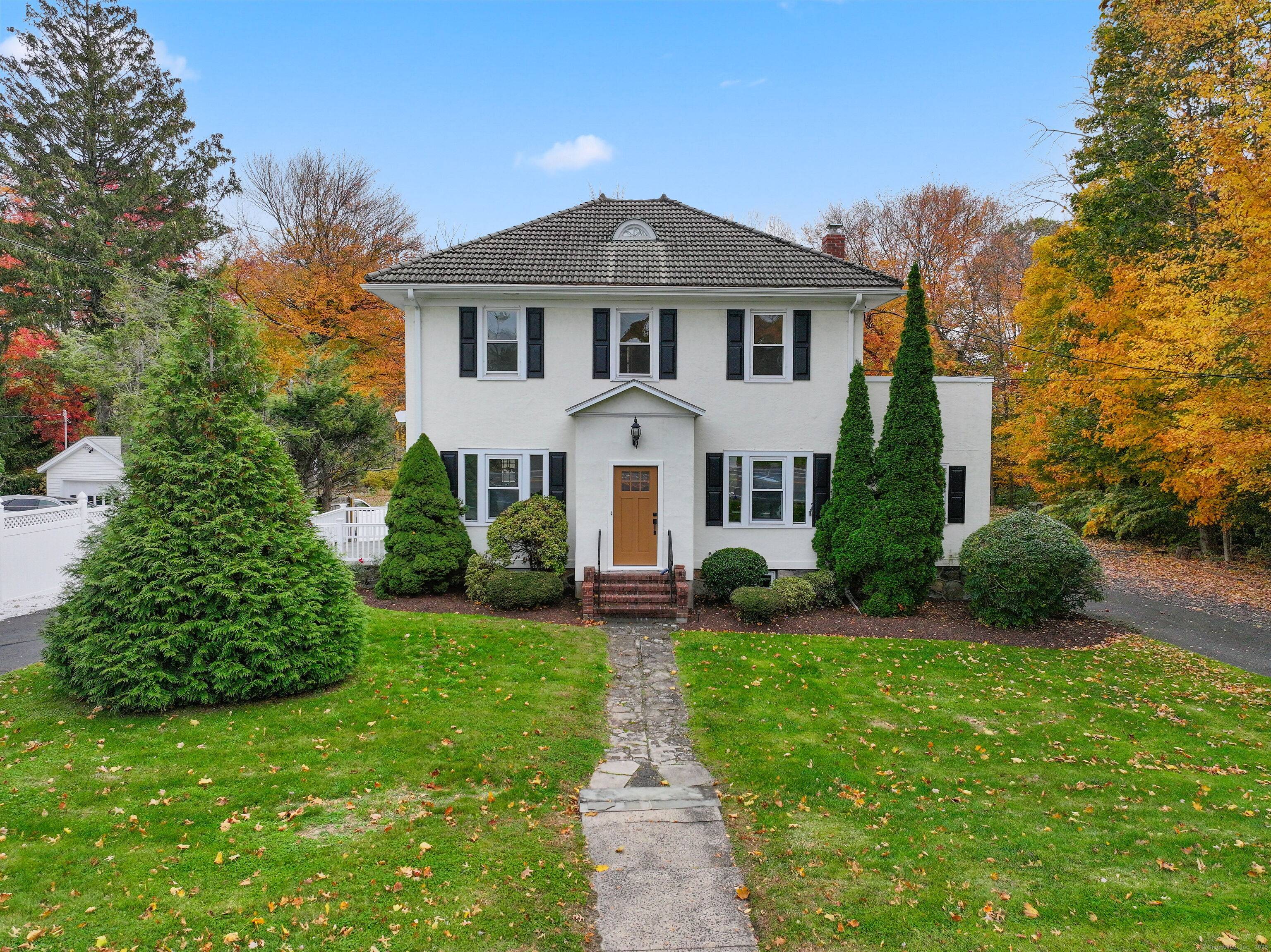 All offers due by 5pm Monday, 11 3 Welcome to The Palace at 433 High Ridge Road, a cherished Stamford residence lovingly owned by the same family for over 80 ...