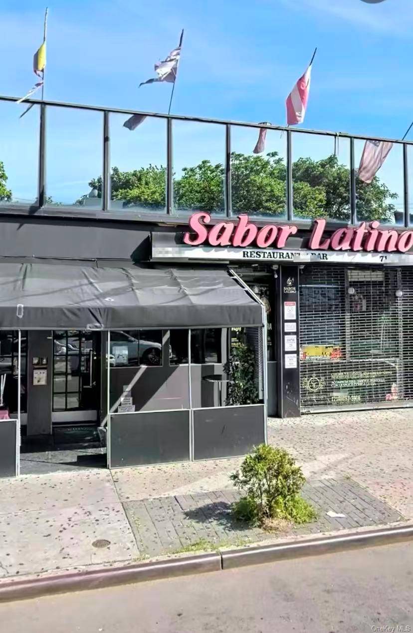 Main busy location close to Roosevelt Ave junction blvd station, Can use for any kind of community facilities use or catering party space, totally 4100sqft, include 2 bathrooms, small kitchen ...