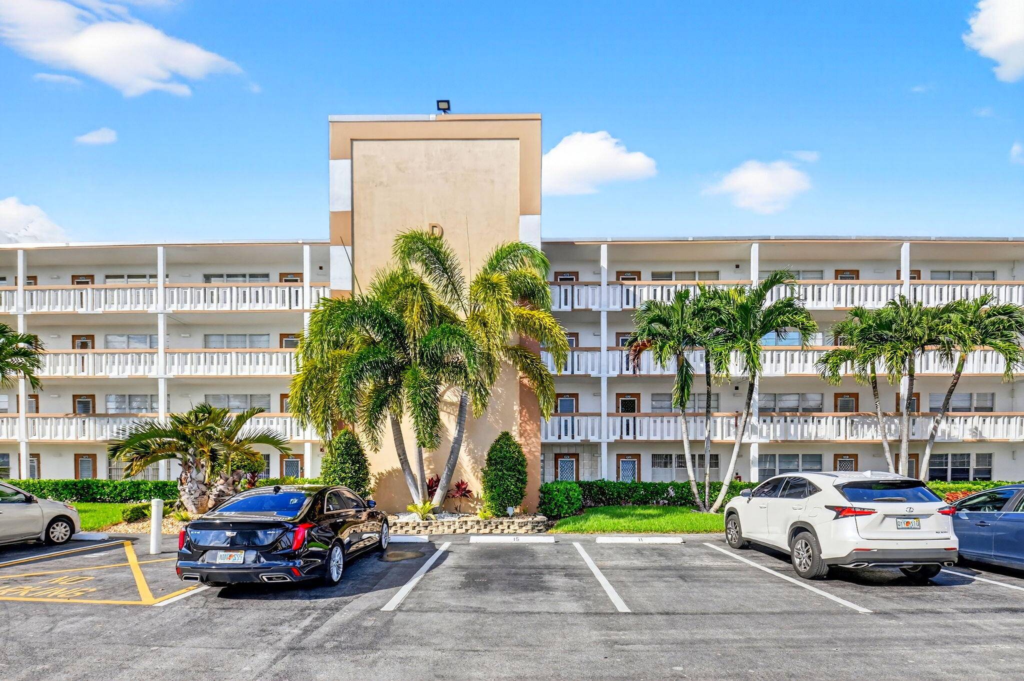 FIRST FLOOR LARGEST one bedroom model !