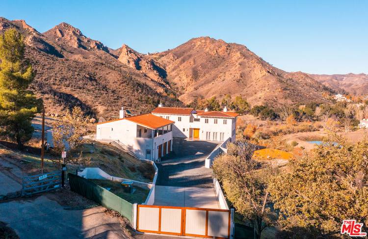 29282   CIRCLE DR 2BR La