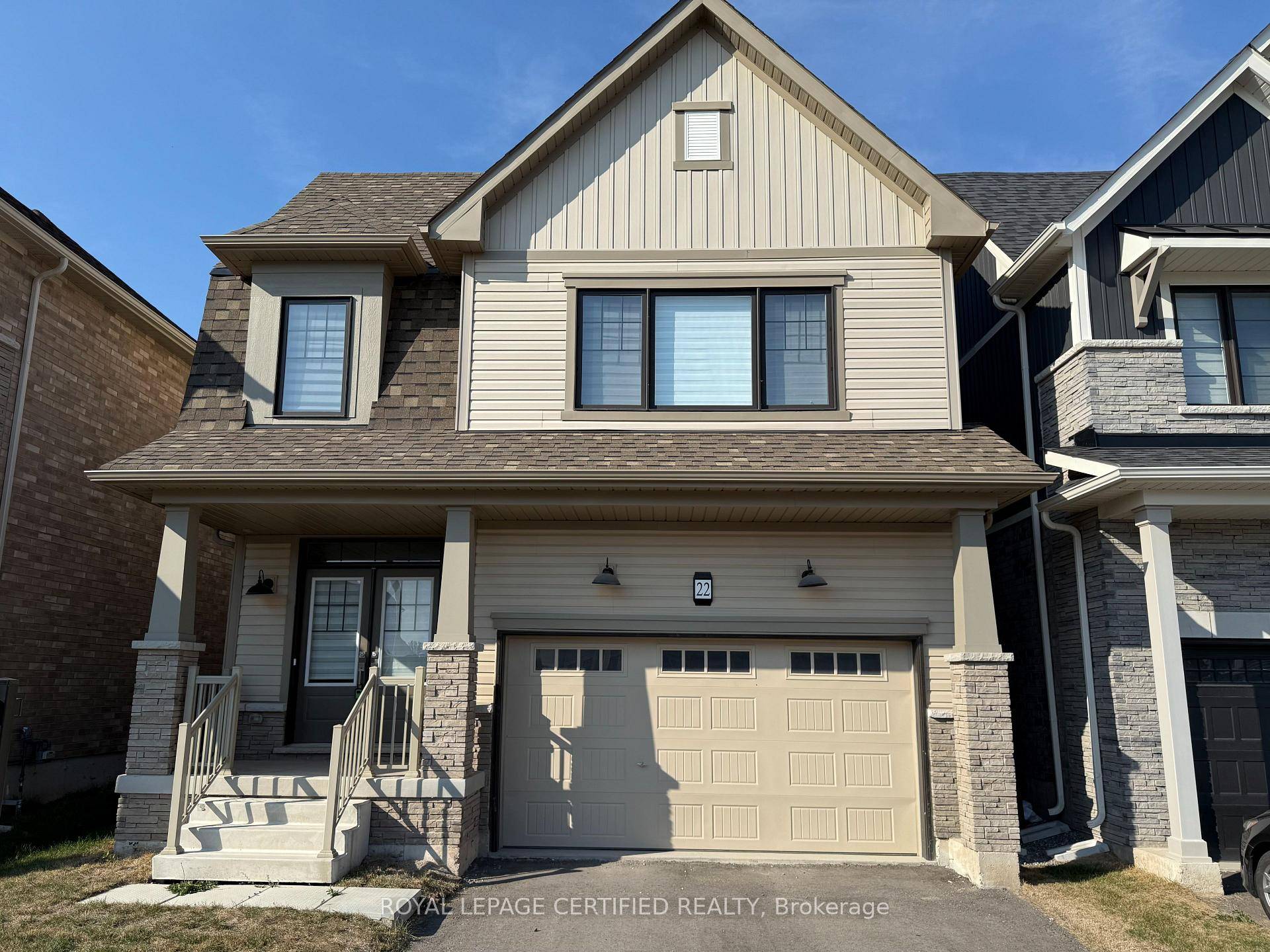 Welcome to 22 Stern Dr, Welland A planned community in High Demand Area for first time home buyers, growing families.