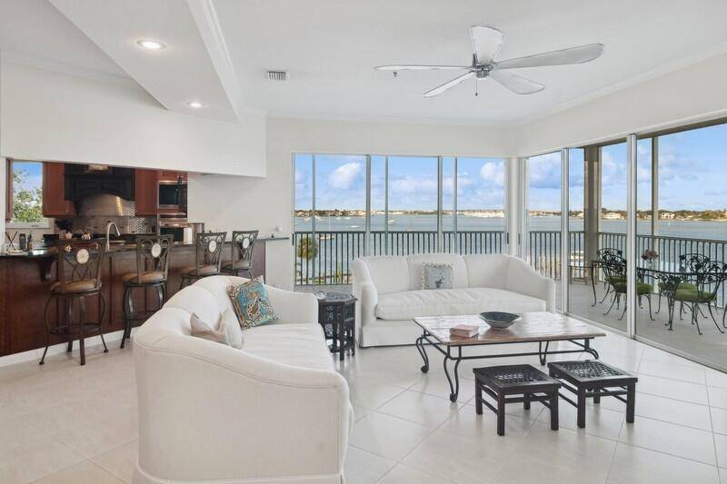 IMAGINE... STUNNING PANORAMIC RIVER VIEWS in this BEAUTIFUL 3 BED 3.