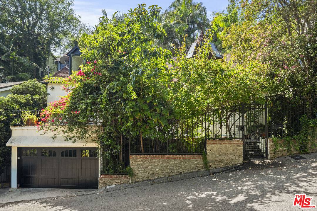 1539 Marmont Ave Sunset Strip LA