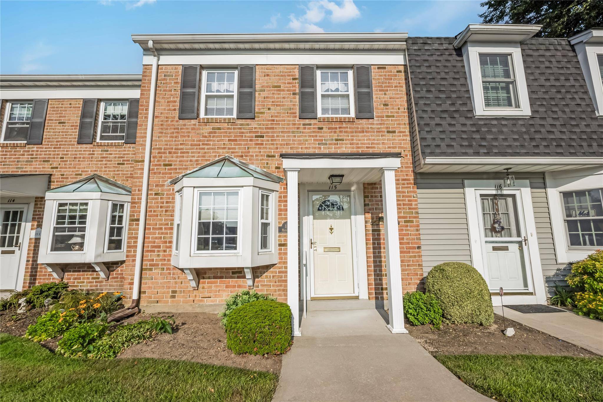Welcome to Snug Harbor ! This well maintained over 55 adult community features 2 Large Bedrooms, 2.