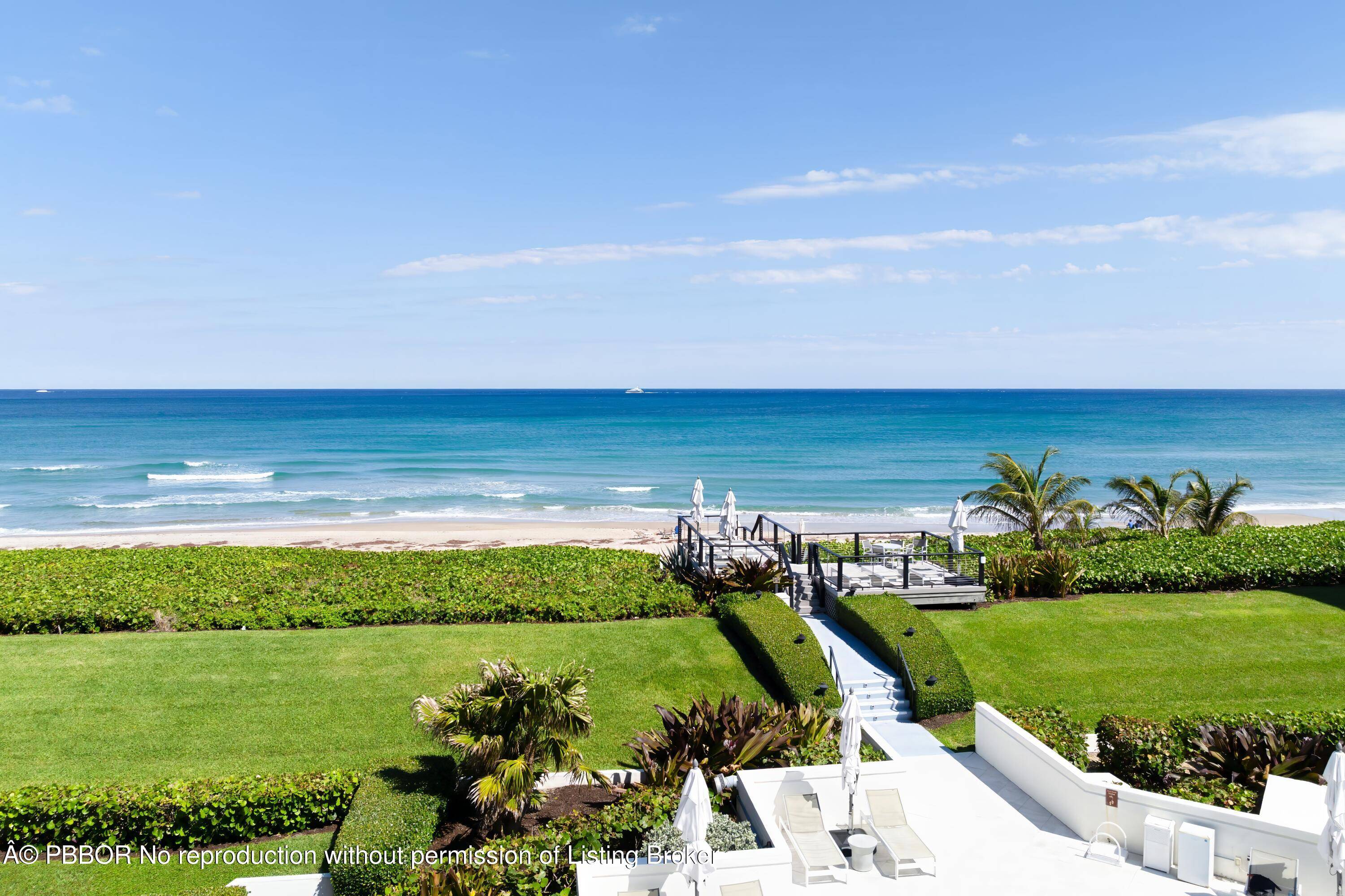 Experience unapparelled resort style luxury in this elegant penthouse in Palm Beach.