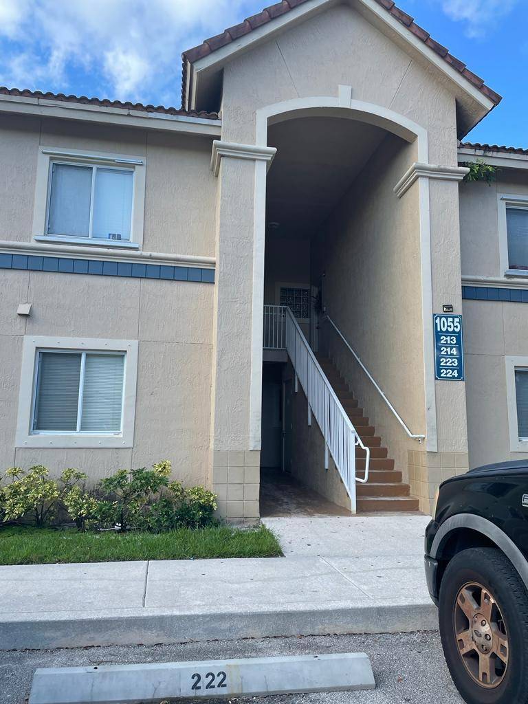 THREE BEDROOMS, 2 BATHROOMS, FIRST FLOOR, 2 ASSIGNED PARKING SPACES, READY TO MOVE IN, NEW AIR CONDITIONER, NEW FLOOR, HOMEOWNER'S ASSOCIATION IS IN THE PROCESS OF INSTALLING NEW ROOFS ON ...