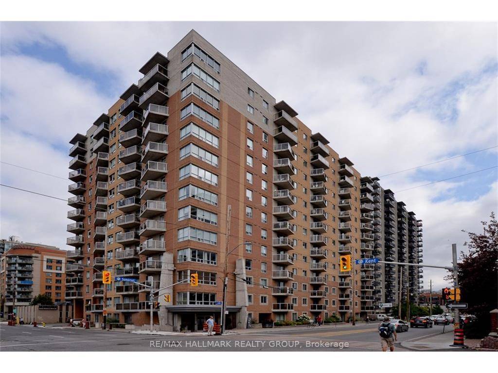Welcome to urban living at its finest !