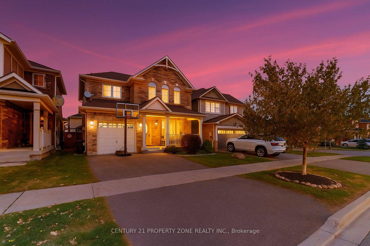 Welcome to Milton, one of the GTAs newest and fastest growing neighborhoods !