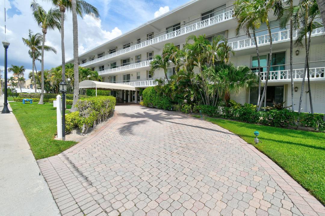 Fully furnished and renovated 2 bedroom, 2 bath at Ocean Towers South.