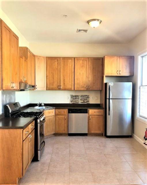 742 BERGEN AVE New Jersey
