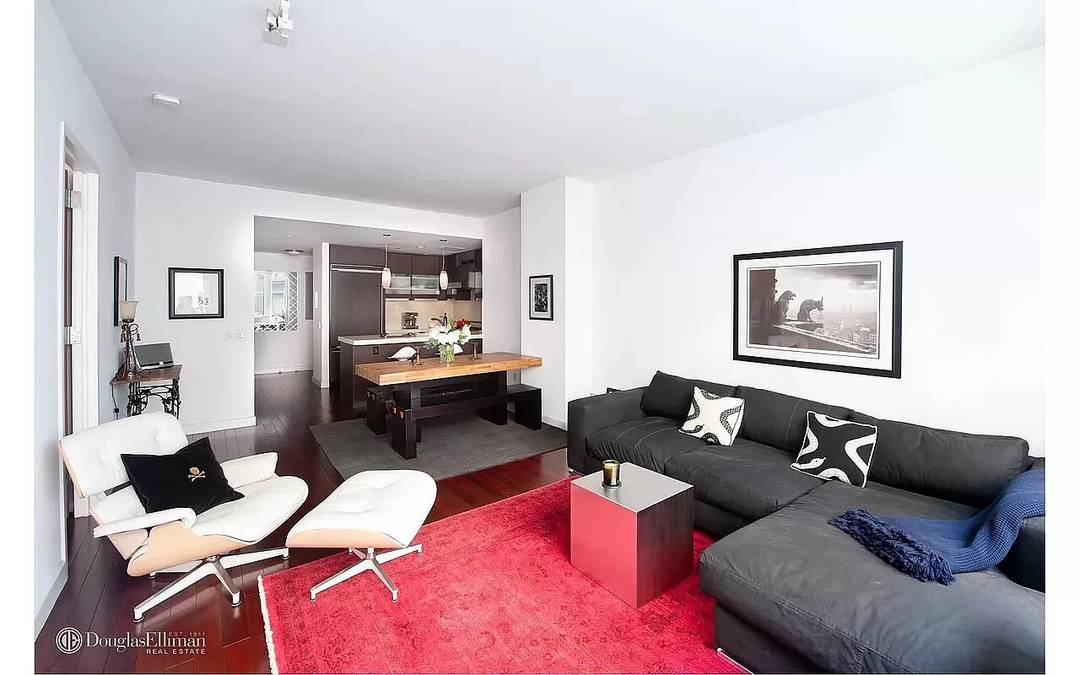 New Listing for the first time in three years, this spacious, quiet and bright one bedroom, 1.