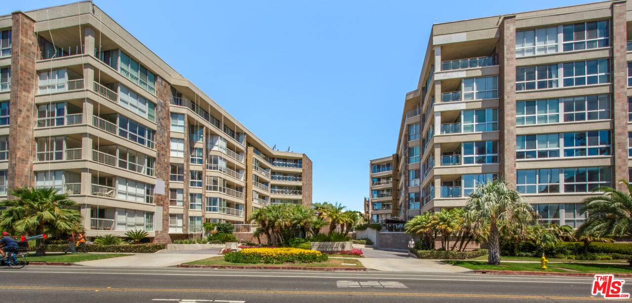 515   Ocean Ave 2BR Santa Monica La
