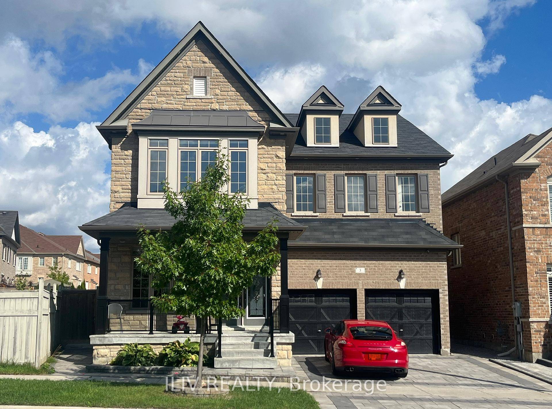 Welcome to this spacious 4 bedroom, 4 bathroom home offering comfort, convenience, and style in a highly sought after neighborhood.