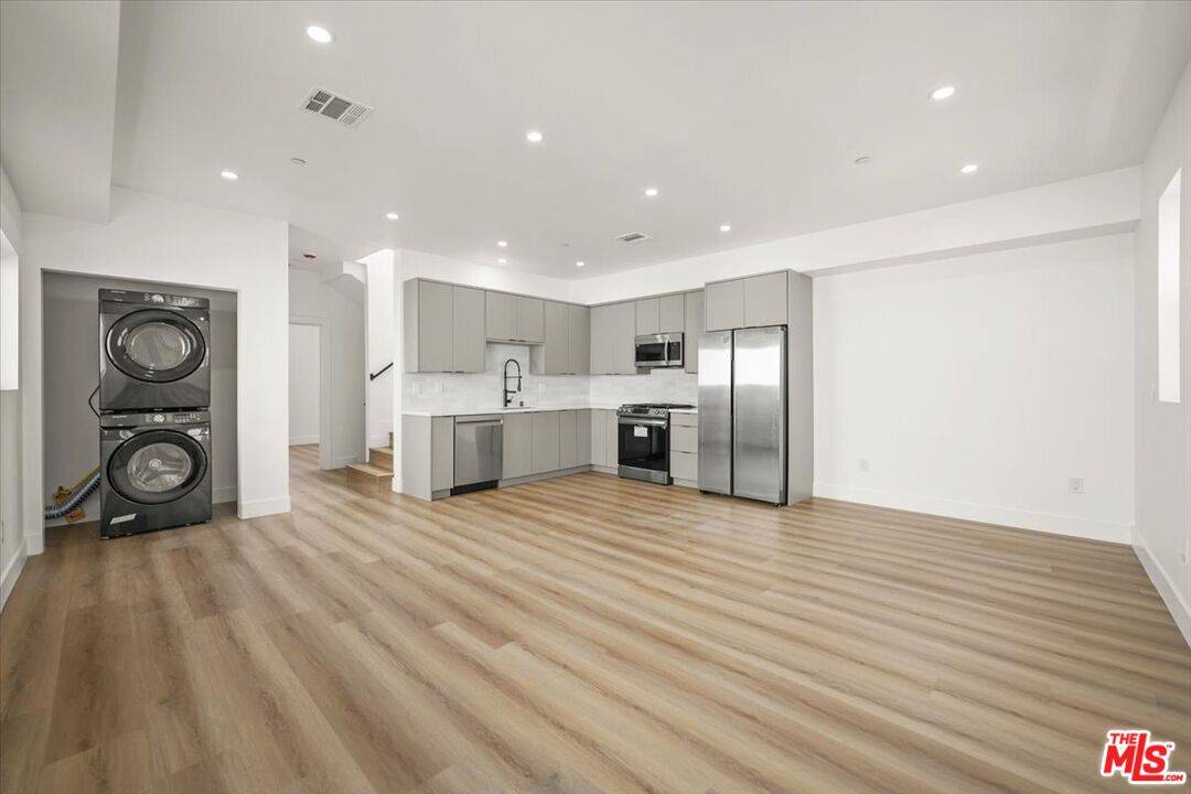914 N Hudson Ave 4BR Hancock Park La