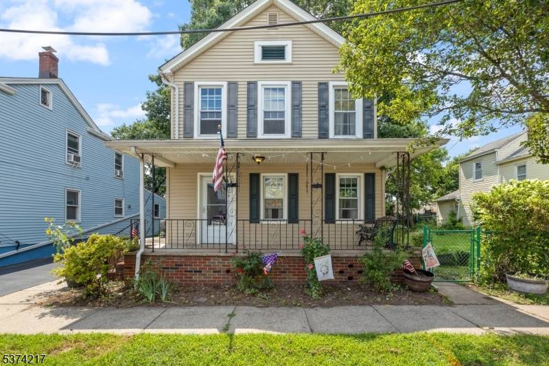 This attractive mother daughter home is in the beautiful Raritan Borough and has a large single lot that could possibly be subdivided in the future.