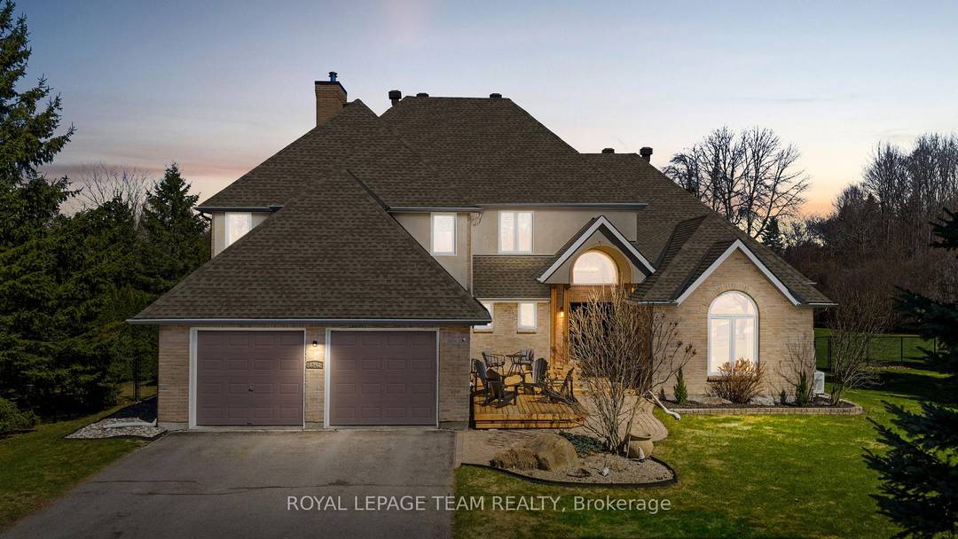 Welcome to an unparalleled retreat in the heart of Manotick Estates.